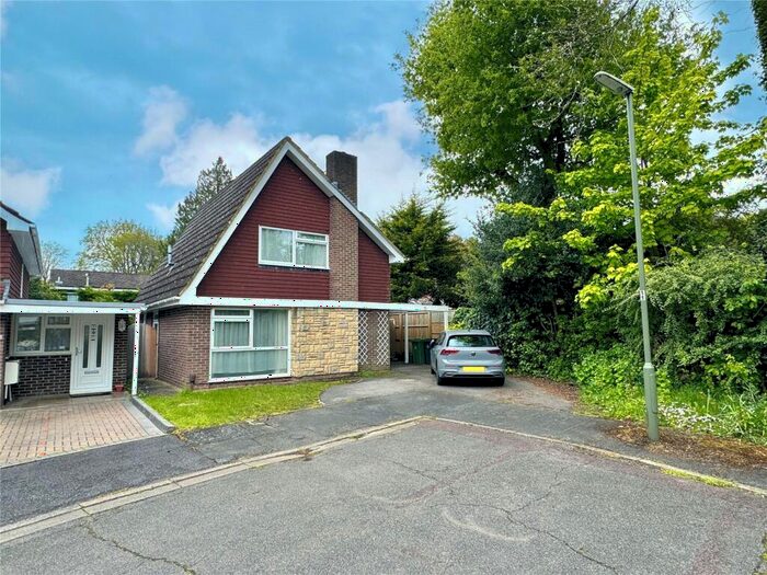 2 Bedroom Detached House To Rent In Ravenstone Road, Camberley, Surrey, GU15