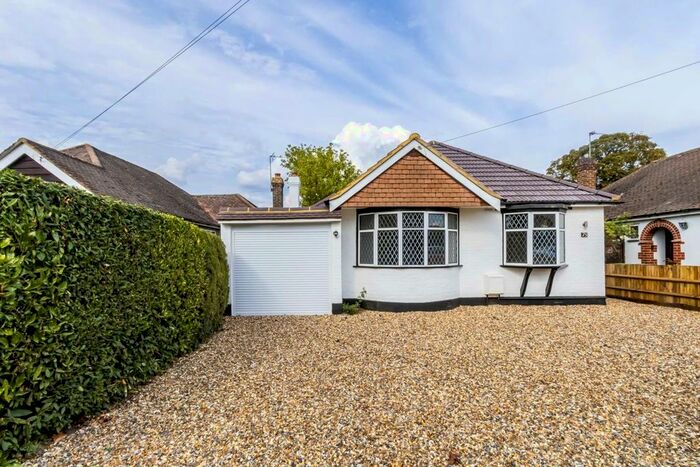 3 Bedroom Bungalow To Rent In Lois Drive, Shepperton, TW17