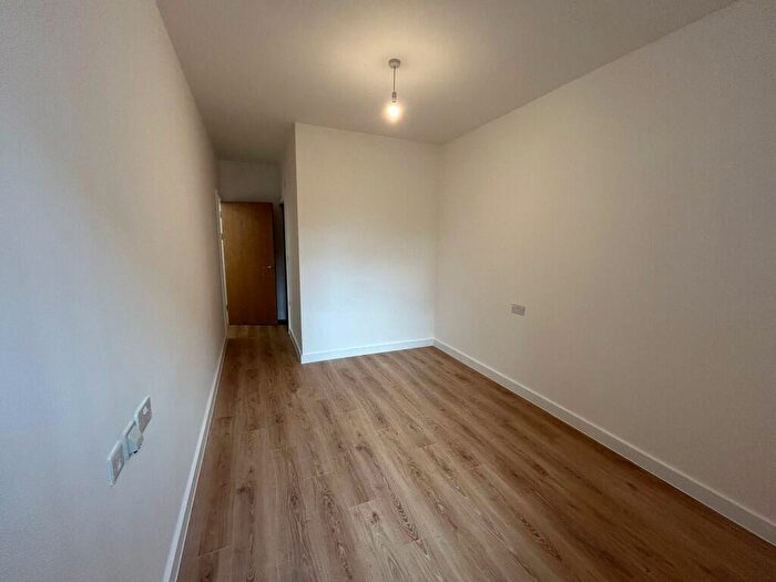 2 Bedroom Apartment To Rent In Vine Street, Liverpool, Merseyside, L7
