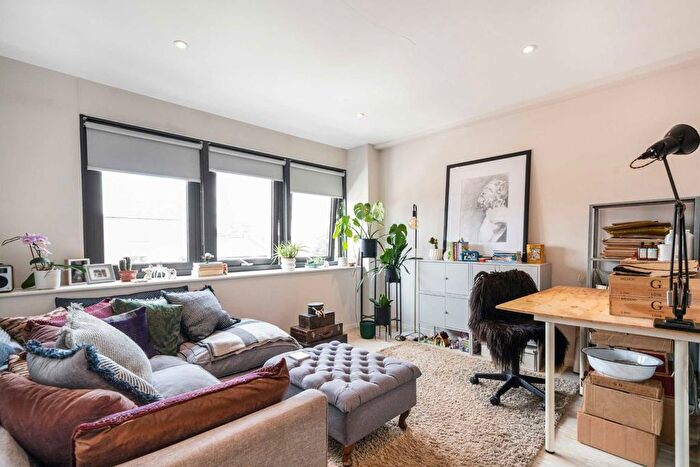 1 Bedroom Flat To Rent In Quex Road, West Hampstead, NW6