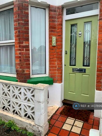 2 Bedroom Semi-Detached House To Rent In Queens Road, Southampton, SO15