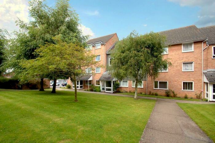 2 Bedroom Flat To Rent In Beauchamp Place, Oxford, OX4