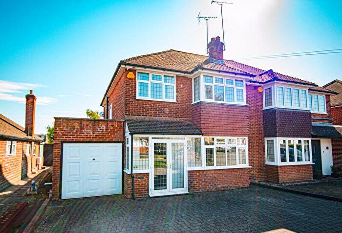 3 Bedroom Semi-Detached House For Sale In Sebastian Avenue, Shenfield, Brentwood, CM15