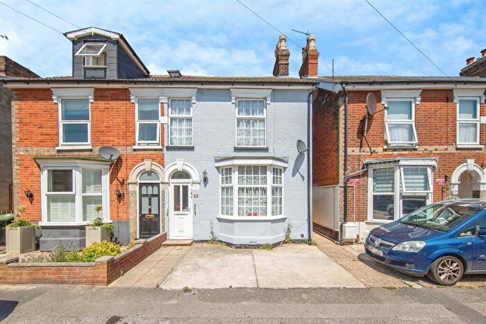 2 Bedroom Semi-Detached House For Sale In Pearce Road, Ipswich, IP3
