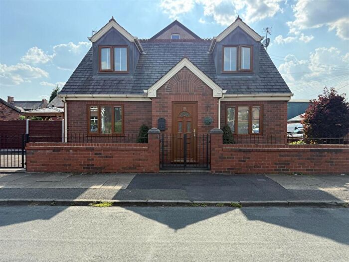 3 Bedroom Detached Bungalow For Sale In Elgin Street, Ashton-Under-Lyne, OL7