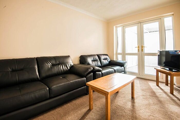 5 Bedroom Semi Detached House To Rent In Sephton Drive, Ormskirk, L39