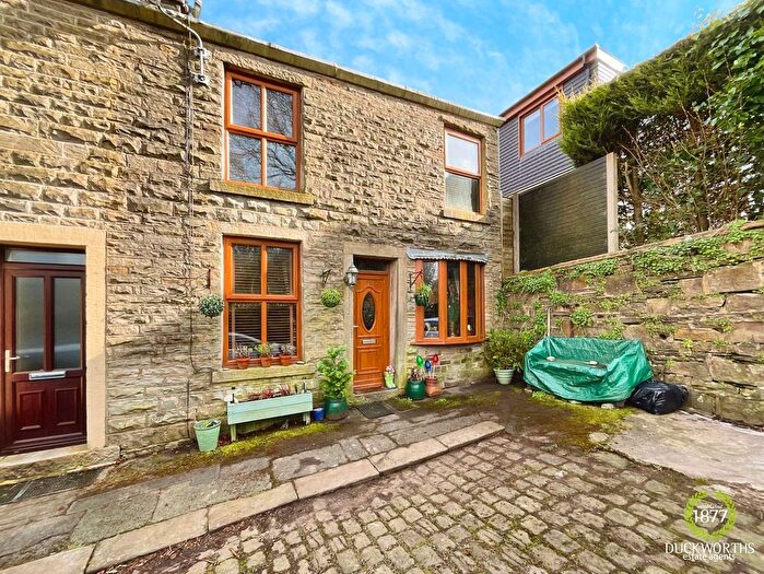 3 Bedroom Terraced House For Sale In Albert Street, Darwen, BB3