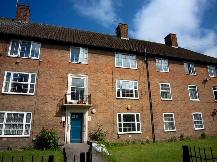 2 Bedroom Flat To Rent In Speculation Street, York, YO1