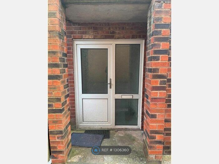 1 Bedroom Flat To Rent In Linden Drive, Lostock Hall, Preston PR5