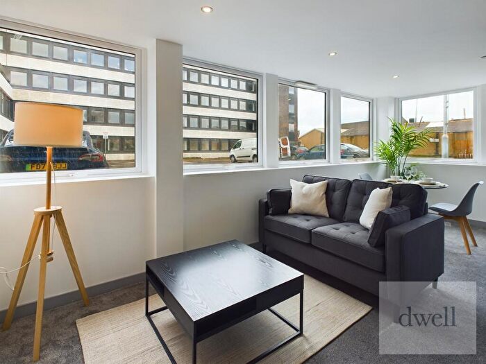 1 Bedroom Flat To Rent In Green Lane, Yeadon, Leeds, LS19