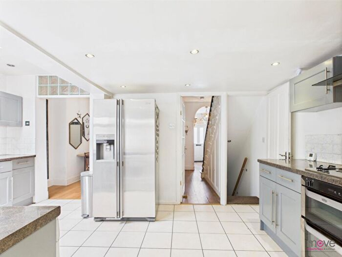 4 Bedroom Terraced House To Rent In Swindon Street, Cheltenham, GL51