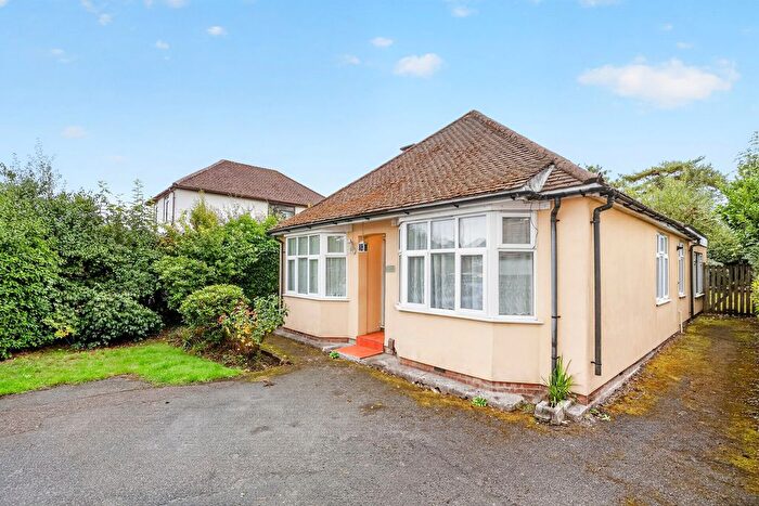 4 Bedroom Bungalow For Sale In Main Road, Biggin Hill, Westerham, TN16