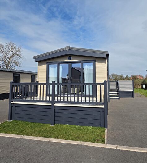 2 Bedroom Park Home For Sale In Hamlet Executive Bedroom X, Green Meadows Country Park, Blackford, Cumbria, CA6
