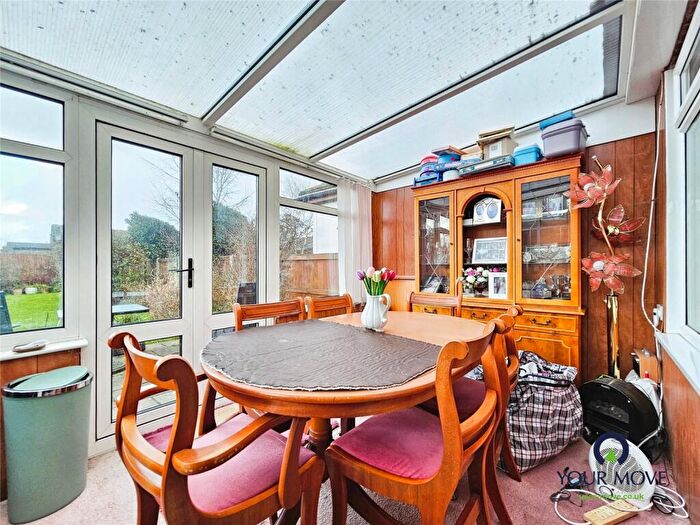 2 Bedroom Bungalow For Sale In Bromstone Road, Broadstairs, Kent, CT10