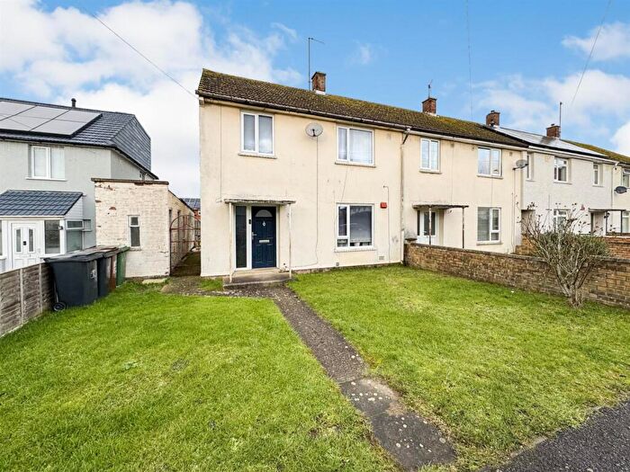 3 Bedroom End Of Terrace House For Sale In Chelveston Drive, Corby, NN17