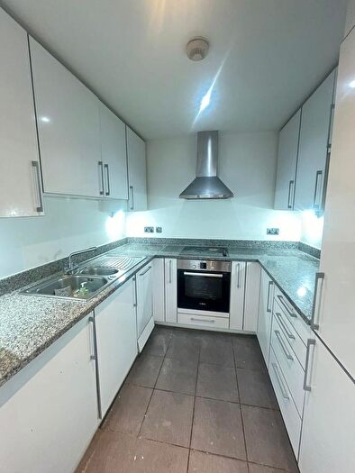1 Bedroom Flat To Rent In Westgate Apartments, Western Gateway, Royal Victoria Docks, Excel, London, E16