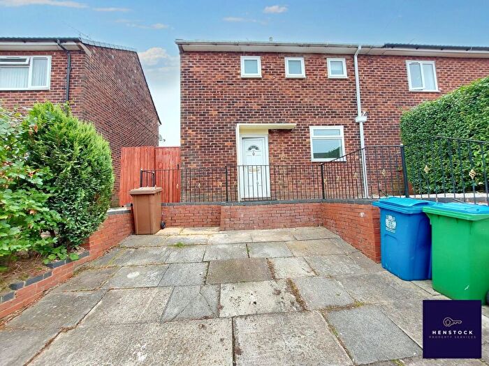 3 Bedroom End Of Terrace House To Rent In Newton Crescent, Middleton, Manchester, M24