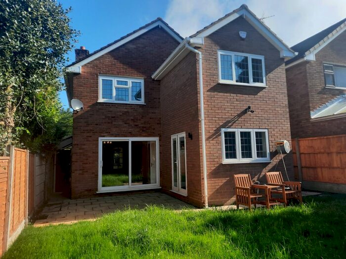 3 Bedroom Property To Rent In Holly Hill Road, Rugeley, WS15