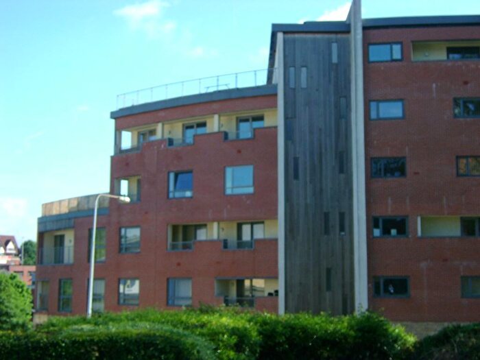 2 Bedroom Apartment To Rent In Apt White Lion Court, Bolton, BL1