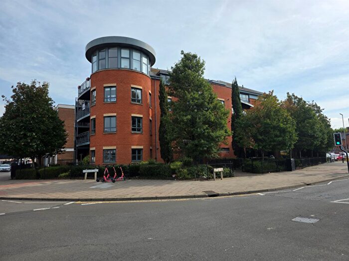 1 Bedroom Flat For Sale In Buckingham Street, Aylesbury, HP20