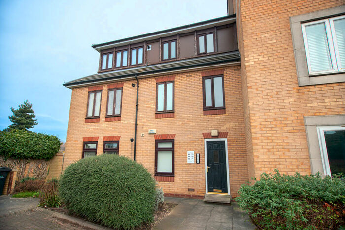 1 Bedroom Apartment To Rent In Ha'penny Bridge Way, Hull, East Riding Of Yorkshire, HU9