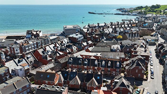 1 Bedroom Flat For Sale In Cornwall Road, Swanage, BH19 - Photo 9