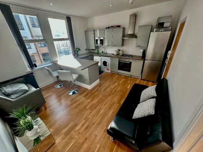 1 Bedroom Flat To Rent In West Bute Street, Cardiff(City), CF10