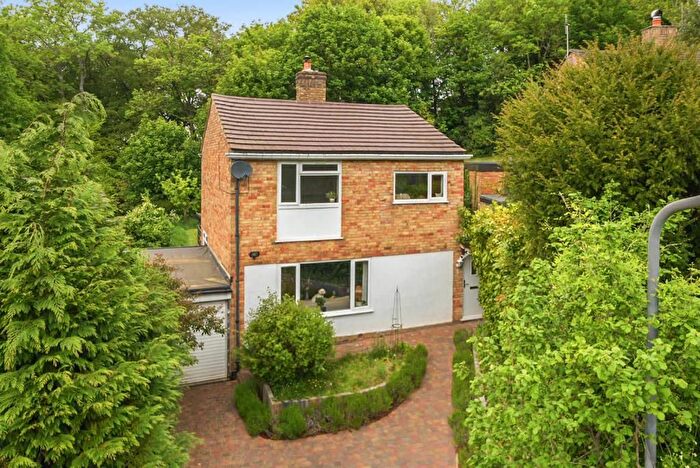 3 Bedroom Detached House For Sale In Green Hill Close, High Wycombe, Buckinghamshire, HP13