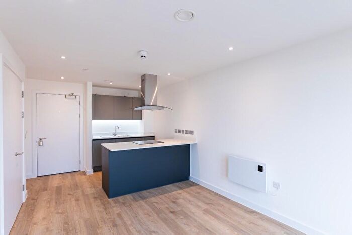 1 Bedroom Flat To Rent In Flat, Pall Mall, Liverpool, Merseyside, L3