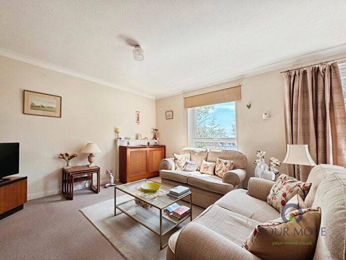 2 Bedroom Flat For Sale In Widmore Road, Bromley, BR1
