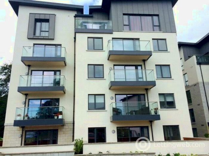 2 Bedroom Apartment To Rent In Oakhill Grange, West End, Aberdeen, AB15