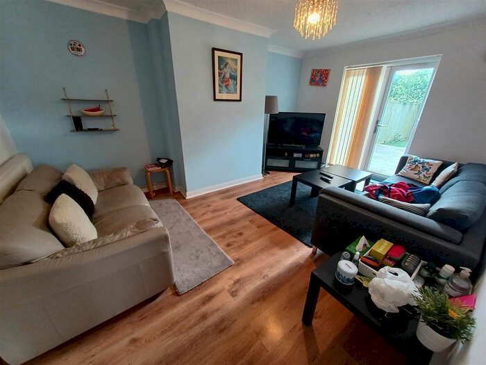 3 Bedroom Property To Rent In North Road, Cardiff, CF14