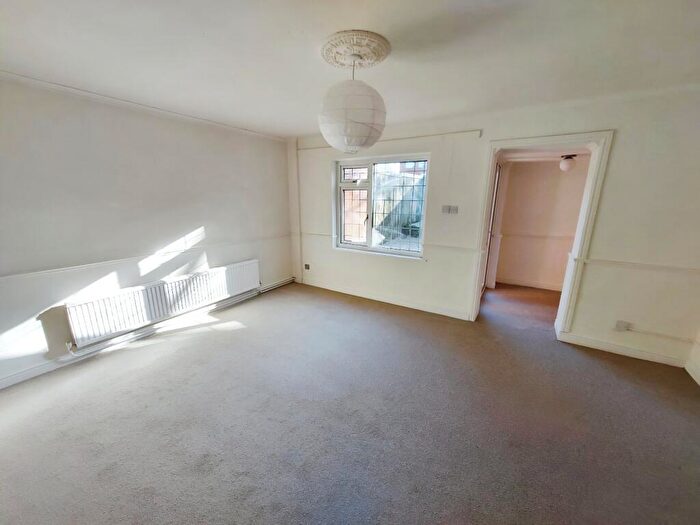 3 Bedroom Terraced House For Sale In Kirtley Avenue, Eccles, M30