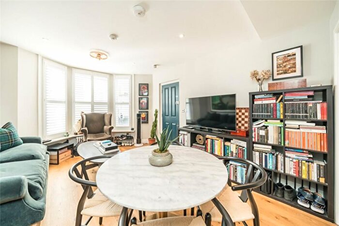 1 Bedroom Flat For Sale In New Kings Road, London, SW6