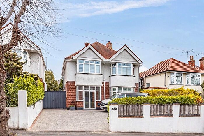 4 Bedroom Detached House For Sale In Charminster Road, Bournemouth, BH8
