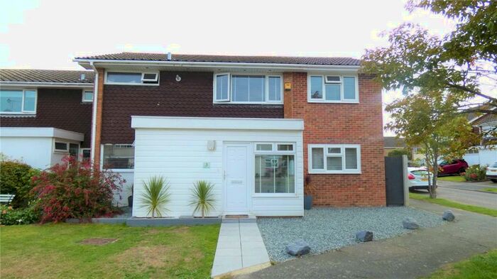 5 Bedroom Semi-Detached House To Rent In Luthers Close, Kelvedon Hatch, CM15