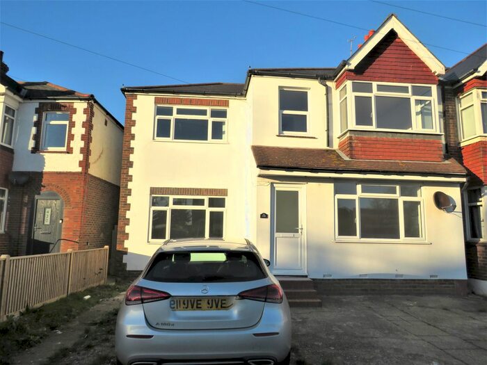 4 Bedroom Semi-Detached House To Rent In Bexhill Road, St. Leonards-On-Sea TN38