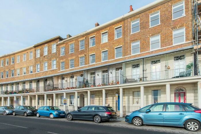 2 Bedroom Flat To Rent In Wellington Crescent, Ramsgate, CT11