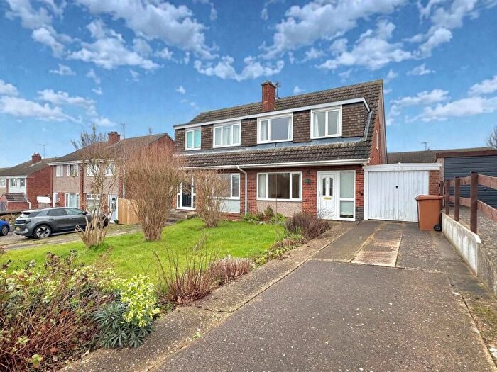 3 Bedroom Semi Detached House For Sale In Waltham Rise, Melton Mowbray, LE13