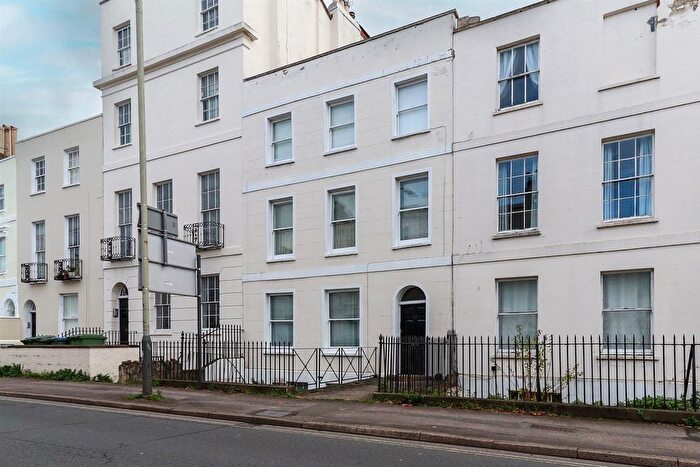1 Bedroom Flat To Rent In Hewlett Road, Cheltenham, GL52