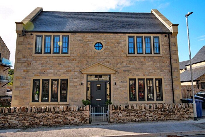 3 Bedroom End Of Terrace House For Sale In Haw Croft, Cononley, BD20
