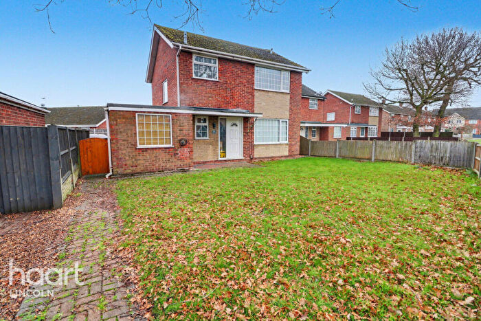 3 Bedroom Detached House For Sale In Birchwood Avenue, Lincoln, LN6