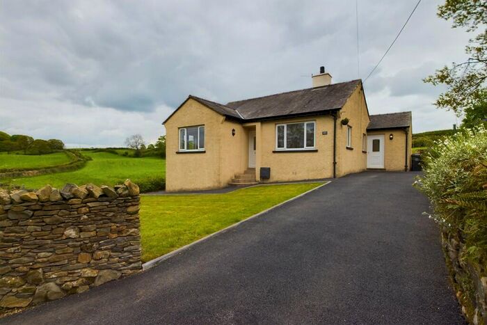 3 Bedroom Detached Bungalow To Rent In Stainton, Kendal, LA8