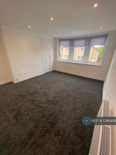 2 Bedroom Maisonette To Rent In Crags Avenue, Paisley, PA2