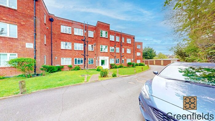 2 Bedroom Flat For Sale In Garden Close, Ruislip, HA4