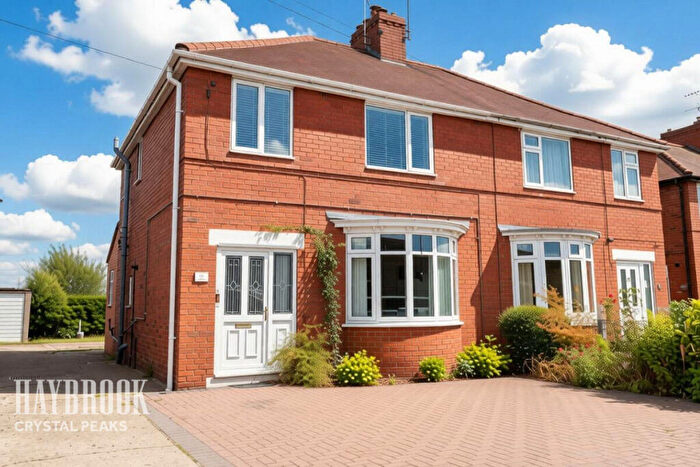 3 Bedroom Semi-Detached House For Sale In Doncaster Road, Worksop, S81