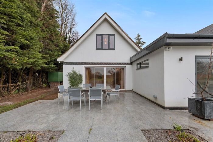 3 Bedroom Chalet To Rent In Church Lane, Lapworth, Solihull, B94