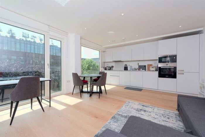 1 Bedroom Flat To Rent In Kings Cross Quarter, Pentonville Road, London, N1