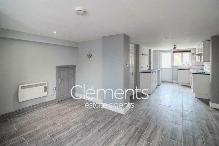 1 Bedroom Maisonette To Rent In Westerdale, Hemel Hempstead, HP2