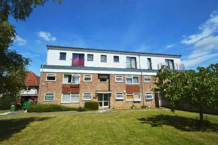 1 Bedroom Apartment To Rent In St James Road, Sutton, Surrey, SM1